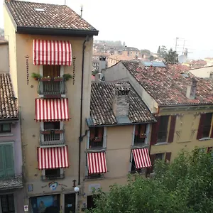 The Tower Of The Old King , Desenzano del Garda Italien