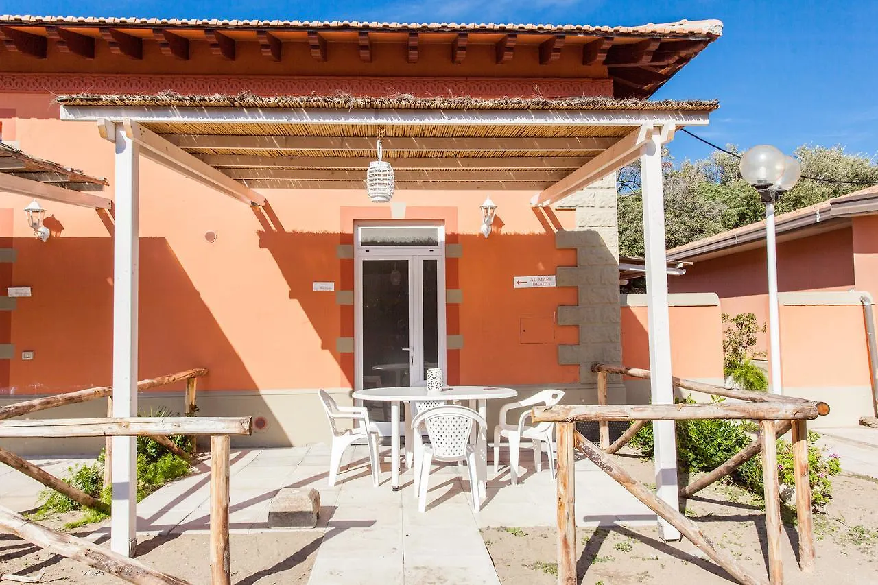 Aparthotel Villa Emilia Marina di Castagneto Carducci